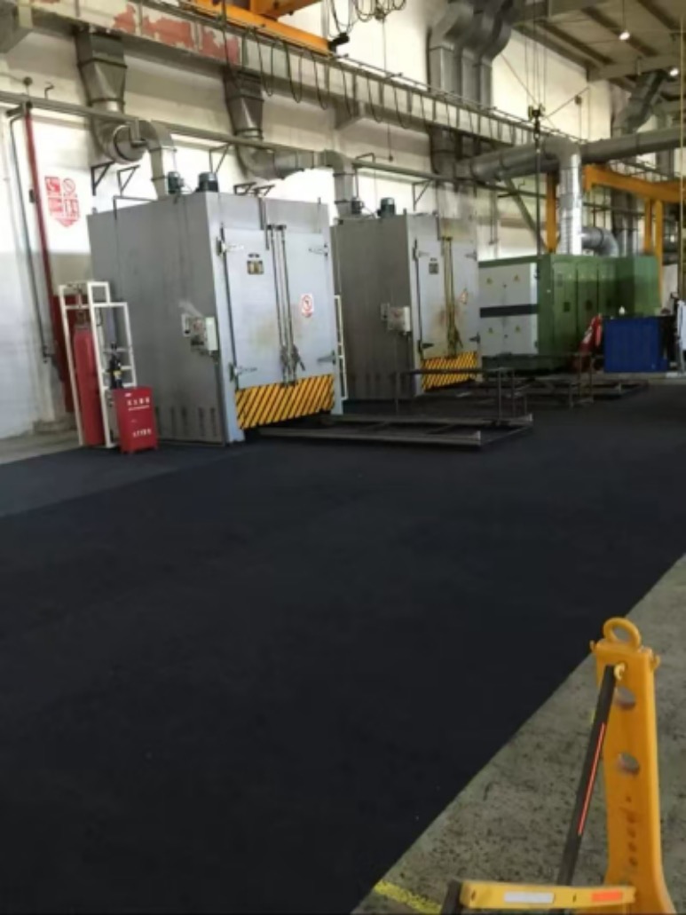 Why Every Garage Needs Oil Absorbent Mats: A Practical Guide
